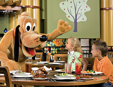 Disney Swan and Dolphin 04 Kids Eating